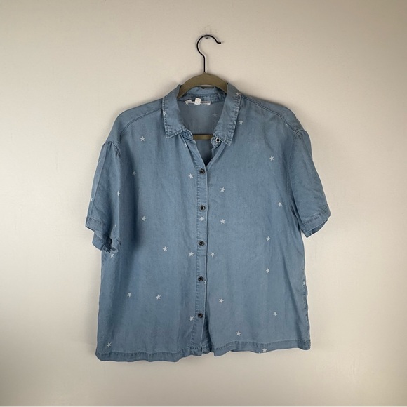 Jane Delancey Womens Medium Button Short Sleeve Blue Chambray Stars Top Blouse - Picture 1 of 9